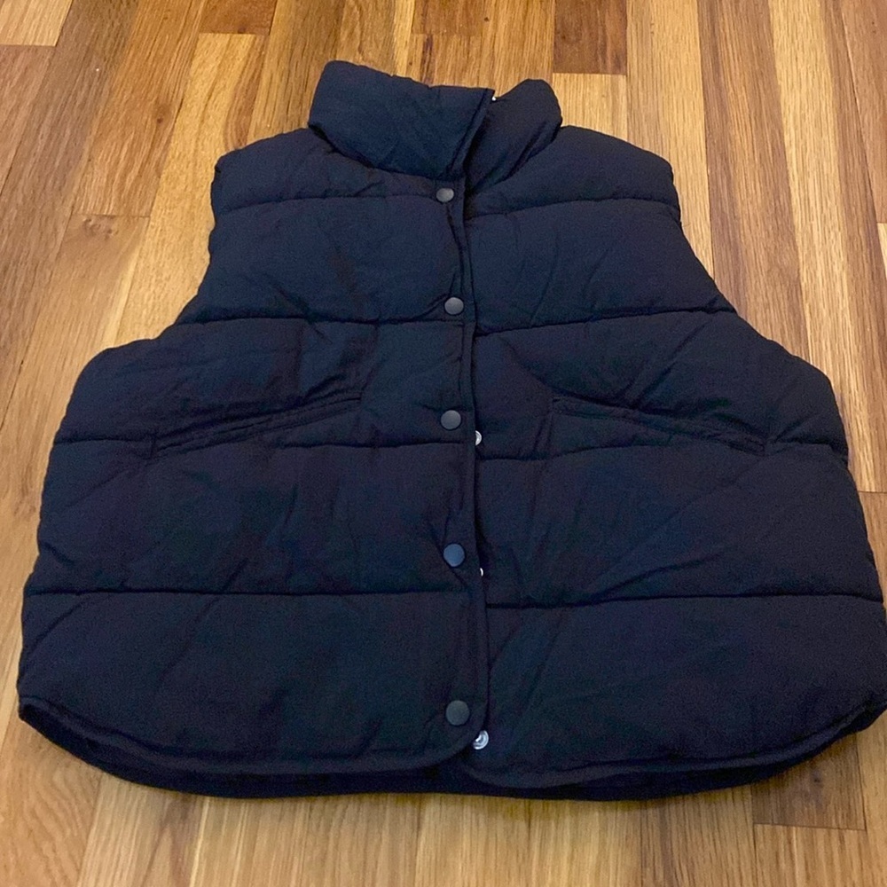 NWT Zara Girls Black Puffer Vest Size 6-7